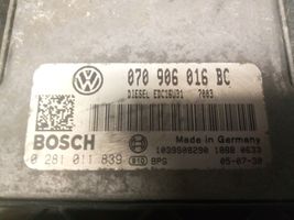 Volkswagen Touareg I Centralina/modulo motore ECU 0281011839