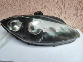 Seat Leon (5F) Lampa przednia 5P1941754E