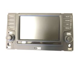 Volkswagen Golf VII Radio / CD/DVD atskaņotājs / navigācija 