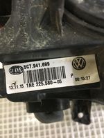 Volkswagen Jetta VI Feu antibrouillard avant 5c7941699