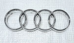 Audi Q5 SQ5 Valmistajan merkki/logo/tunnus 8R0853651