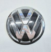 Volkswagen Jetta IV Gamintojo ženkliukas/ modelio raidės 5C6863630B
