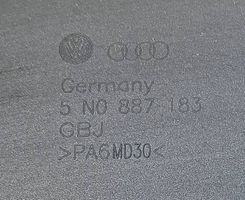 Volkswagen Golf VII Wykładzina podłogowa bagażnika 5G9858855