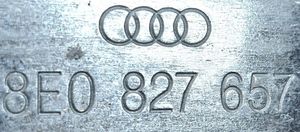 Audi A3 S3 8V Listwa oświetlenie tylnej tablicy rejestracyjnej 8E0827657