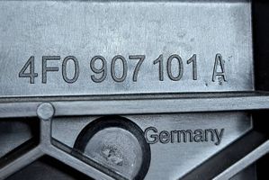 Audi A4 S4 B8 8K Äänenvahvistimen kiinnike 4F0907101A