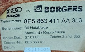 Audi A4 S4 B7 8E 8H Задний подоконник 8E5863411AA