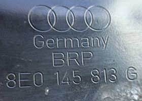 Audi A4 S4 B7 8E 8H Inne części komory silnika 8E0145813G