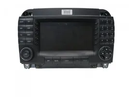 Mercedes-Benz CL C215 Radio/CD/DVD/GPS-pääyksikkö A2208702689