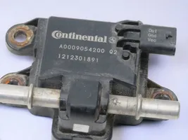 Mercedes-Benz C W204 Regulator ciśnienia paliwa A0009054200