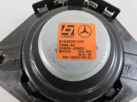 Mercedes-Benz GL X164 Tavarahyllyn kaiutin A1648201502
