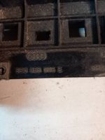 Audi A4 S4 B6 8E 8H Panelės apdailos skydas (centrinis) 8E0858005E