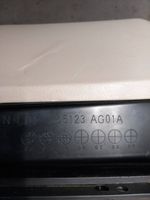 Subaru Legacy Kit de boîte à gants 66123AG01A