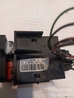 Toyota Corolla E120 E130 Botón interruptor de luz de peligro 8433202081B