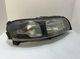 Volvo V70 Phare frontale 8693548