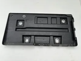 Volkswagen PASSAT B7 Support boîte de batterie 3C0804869