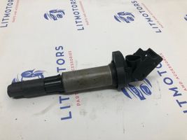 BMW 7 E38 High voltage ignition coil 0221504100