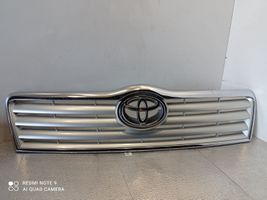 Toyota Avensis T250 Grotelės viršutinės 32320010