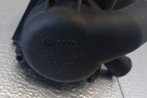 Volkswagen PASSAT B5.5 Termostatas/ termostato korpusas 022121121E