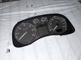 Peugeot 307 Compteur de vitesse tableau de bord 9960470680