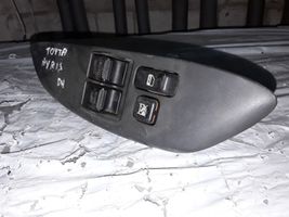 Toyota Yaris Electric window control switch 0115F49