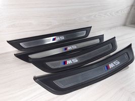 BMW M5 F90 Altro elemento di rivestimento sottoporta/montante 514780661072