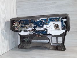 Mitsubishi Pajero Tachimetro (quadro strumenti) MB386538