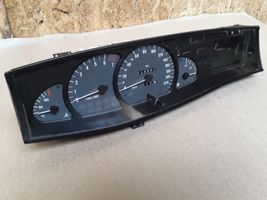 Opel Omega B2 Compteur de vitesse tableau de bord 24400698