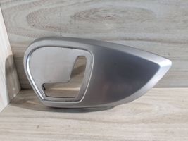 Mercedes-Benz ML W164 Cornice di rivestimento della regolazione del sedile della portiera anteriore A6758