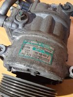 Volkswagen Golf V Compressore aria condizionata (A/C) (pompa) 1K0820803S