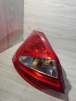 Ford Fiesta Задний фонарь в кузове 8A6113405A