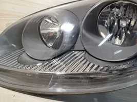 Volkswagen Golf V Lampa przednia 