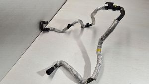 Volvo XC90 Tubo flessibile del liquido di raffreddamento del motore 32252202