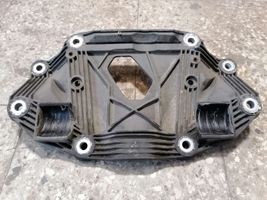 Volvo XC70 Rear differential/diff mount bracket 30639931