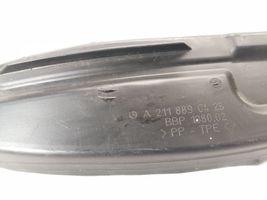 Mercedes-Benz E W211 Rivestimento dell’estremità del parafango A2118890325