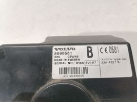 Volvo S80 Puhelimen käyttöyksikkö/-moduuli 8696581