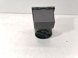 Toyota Avensis T270 Becherhalter Getränkehalter Cupholder vorne 5563005040