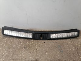 Toyota Avensis T270 Ladekante Verkleidung Kofferraum 5838705110