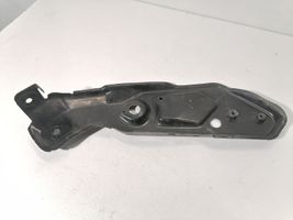 Seat Leon (5F) Jäähdyttimen kehyksen suojapaneelin kiinnike 5F0806929