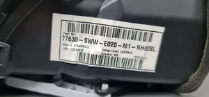 Honda CR-V Boczna kratka nawiewu deski rozdzielczej C4825506