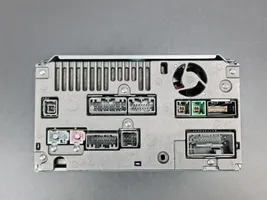Honda CR-V Panel / Radioodtwarzacz CD/DVD/GPS 1380005110D101