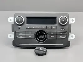 Dacia Sandero Radio/CD/DVD/GPS-pääyksikkö 281154137R