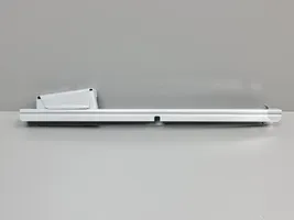 Dacia Sandero Etuoven tuulilasin kisko 802194969R