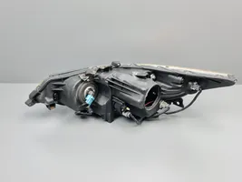 Honda Accord Lampa przednia P7530