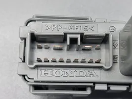 Honda Civic IX Ramka / Moduł bezpieczników TV00030