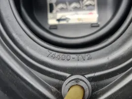 Honda Civic IX Klapka wlewu paliwa TW0021I