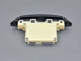 Honda Accord Panel klimatyzacji D08Y4