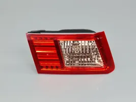 Honda Accord Lampy tylnej klapy bagażnika P7479