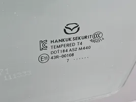 Mazda 3 III Etuoven ikkunalasi, neliovinen malli E1143R00108