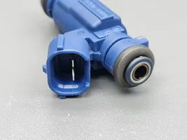 Hyundai i30 Fuel injector 353102B000