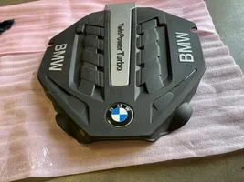 BMW 5 F10 F11 Copri motore (rivestimento) 13717577456